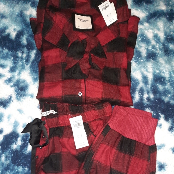Abercrombie & Fitch Other - Abercrombie & Fitch Plaid Pajama Set